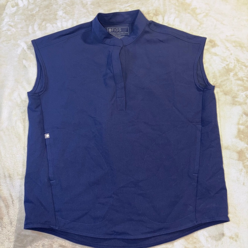 FIGS Rafaela Mandarin Collar Sleeveless Scrub Top Navy Blue XXS 1000214